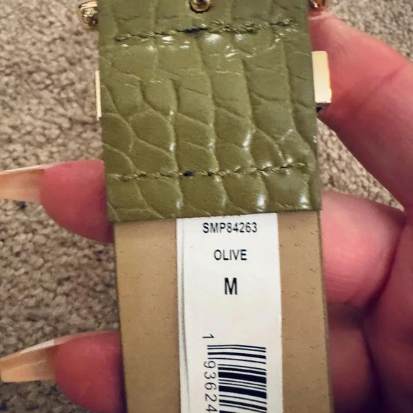 STEVE MADDEN CROCODILE OLIVE GREEN BELT WITH SQUARE GOLD BUCKLE SIZE M - Picture 6 of 10